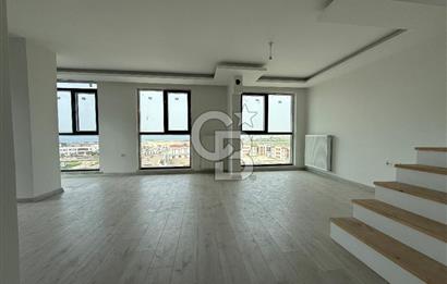 Boğaz Manzaralı Kiralık Eşyalı Dubleks Daire