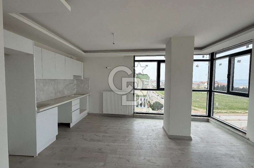 Boğaz Manzaralı Kiralık Eşyalı Dubleks Daire