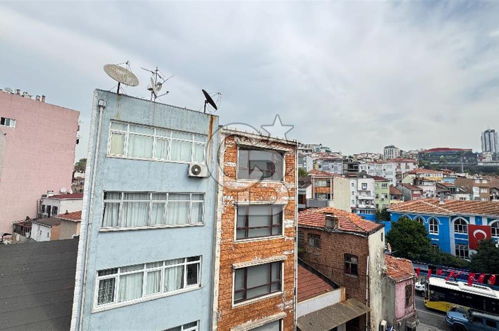 KASIMPAŞA BAYRAMYERİ SOKAK KOMPLE KİRALIK BİNA 660 M2