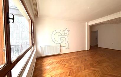 ÇANKAYA TEKMAN CADDESİ ÜZERİNDE GENİŞ KİRALIK 3+1 DAİRE