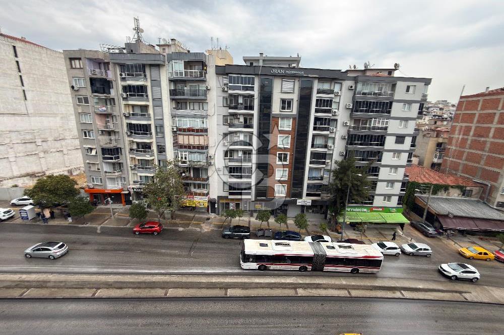 Satılık 3+1 Tadilatlı İzmir Park AVM Yanı