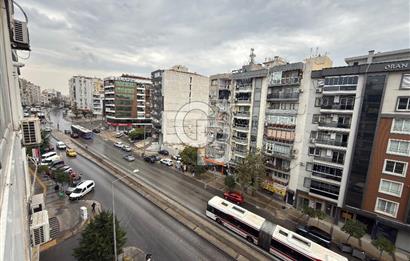 Satılık 3+1 Tadilatlı İzmir Park AVM Yanı