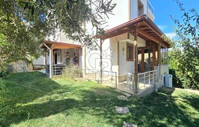 Burhaniye Pelitköy'de Satılık 4+1 Doğalgazlı İkiz Villa