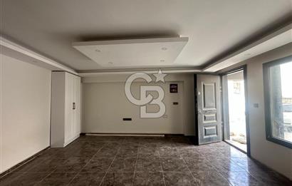Çarşı Merkezinde Satılık Triplex 3+1 Tek Müstakil Ev