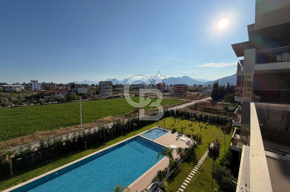 YENİKÖYDE SIFIR LÜKS 2+1 HAVUZLU DAİRE