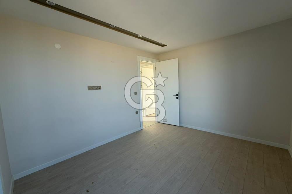 YENİKÖYDE SIFIR LÜKS 2+1 HAVUZLU DAİRE