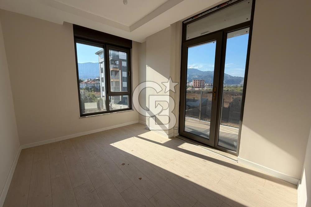 YENİKÖYDE SIFIR LÜKS 2+1 HAVUZLU DAİRE
