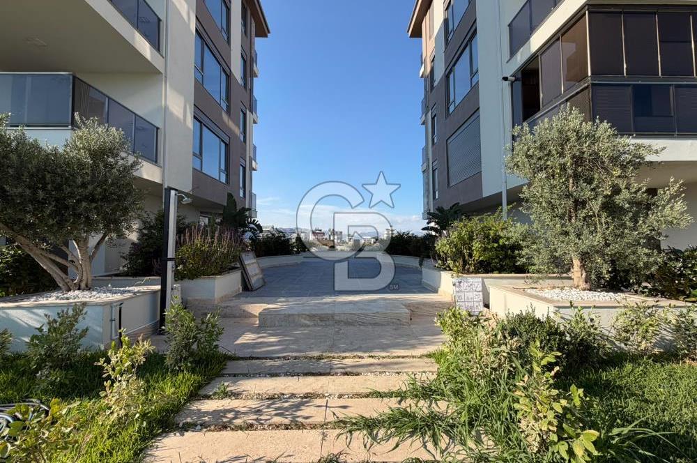 YENİKÖYDE SIFIR LÜKS 2+1 HAVUZLU DAİRE