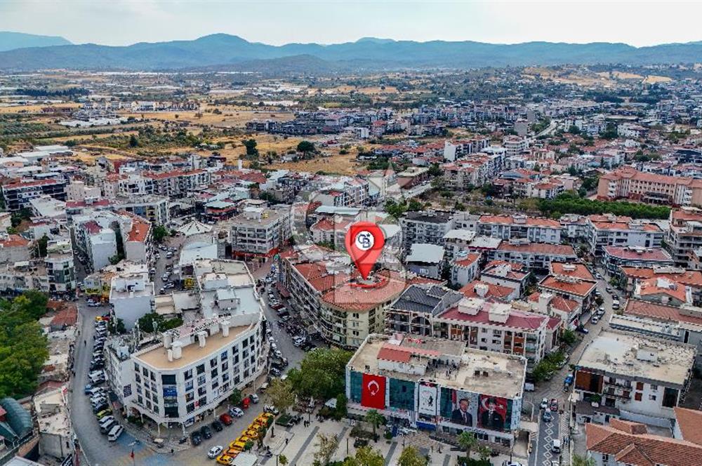 MENDERES MERKEZDE ÖNÜ AÇIK 130 m² NET 3+1 SATILIK DAİRE