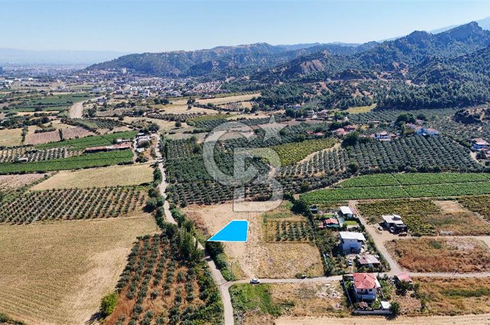 Salihli Caferbey'de 686 m² Villa İmarlı Satılık Köşe Arsa