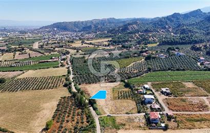 Salihli Caferbey'de 686 m² Villa İmarlı Satılık Köşe Arsa