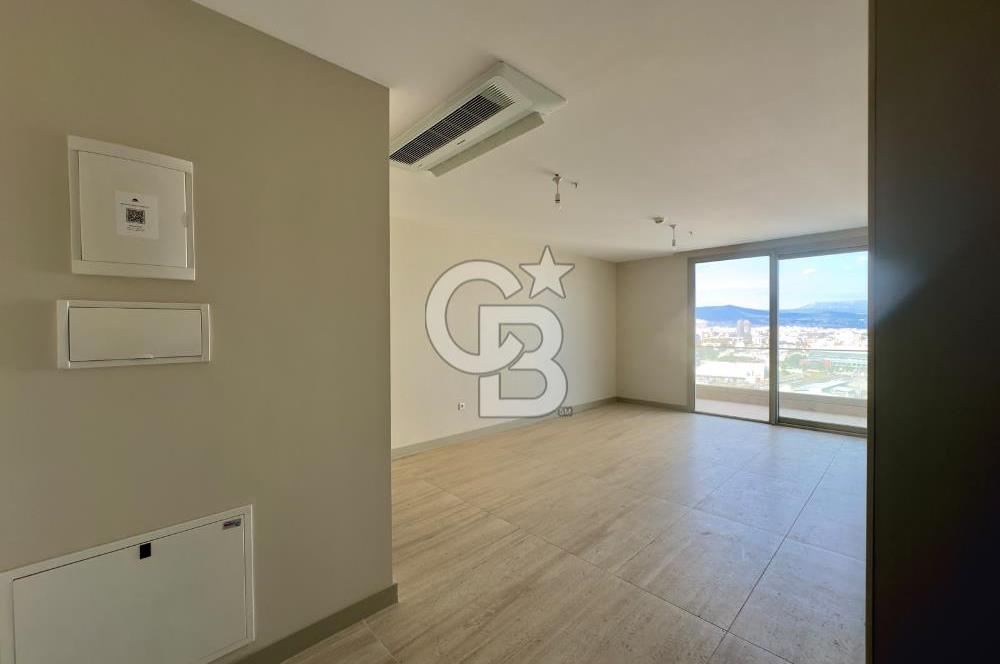 MEGAPOL İZMİR'DE 17. KATTA KDV AVANTAJLI SATILIK 1+1 BOŞ DAİRE!