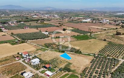 Salihli Caferbey'de 686 m² Villa İmarlı Satılık Köşe Arsa
