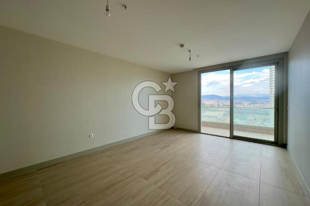 MEGAPOL İZMİR'DE 17. KATTA KDV AVANTAJLI SATILIK 1+1 BOŞ DAİRE!