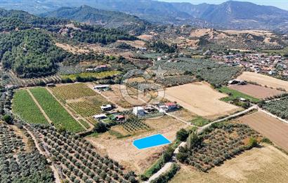 Salihli Caferbey'de 686 m² Villa İmarlı Satılık Köşe Arsa