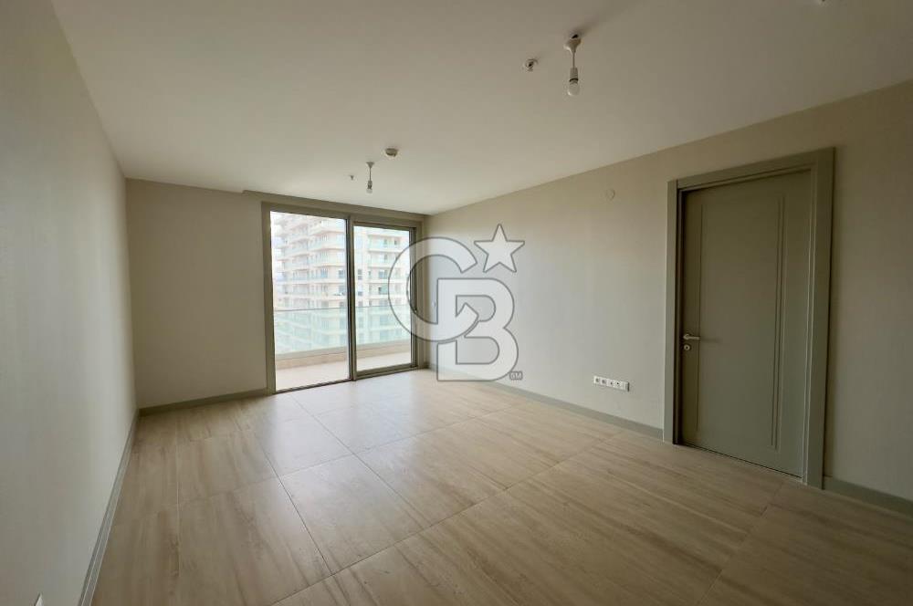 MEGAPOL İZMİR'DE 17. KATTA KDV AVANTAJLI SATILIK 1+1 BOŞ DAİRE!