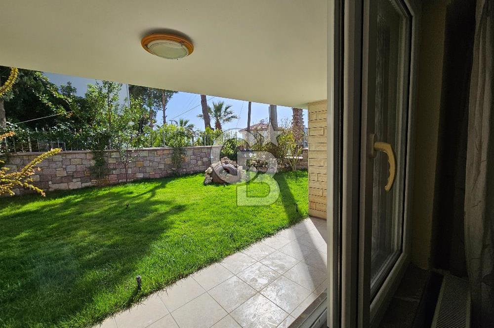 Cunda Mithatpaşa Mahallesi Denize 100m Kiralık Bahçe Katı Villa
