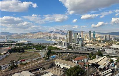 MEGAPOL İZMİR'DE 17. KATTA KDV AVANTAJLI SATILIK 1+1 BOŞ DAİRE!