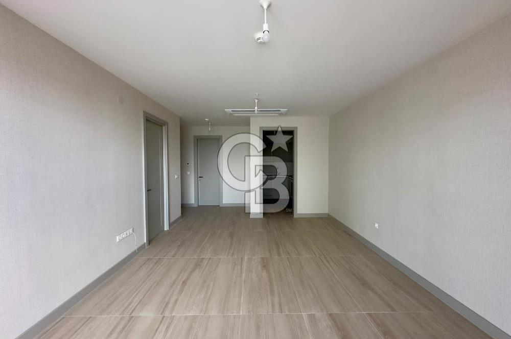 MEGAPOL İZMİR'DE 17. KATTA KDV AVANTAJLI SATILIK 1+1 BOŞ DAİRE!