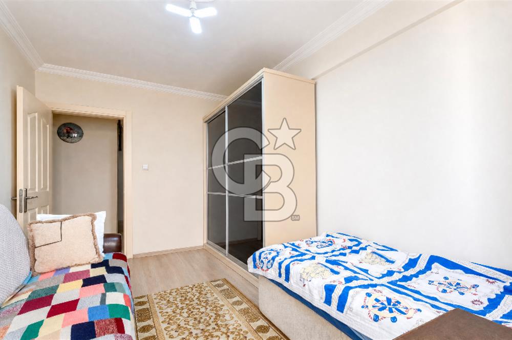 MENDERES MERKEZDE ÖNÜ AÇIK 130 m² NET 3+1 SATILIK DAİRE