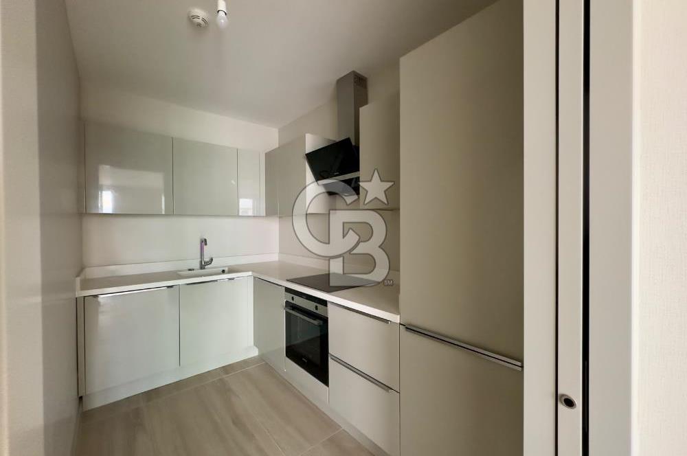 MEGAPOL İZMİR'DE 17. KATTA KDV AVANTAJLI SATILIK 1+1 BOŞ DAİRE!