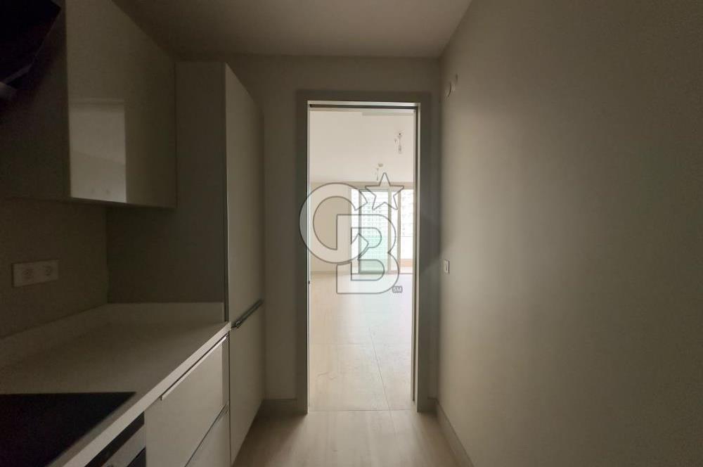MEGAPOL İZMİR'DE 17. KATTA KDV AVANTAJLI SATILIK 1+1 BOŞ DAİRE!