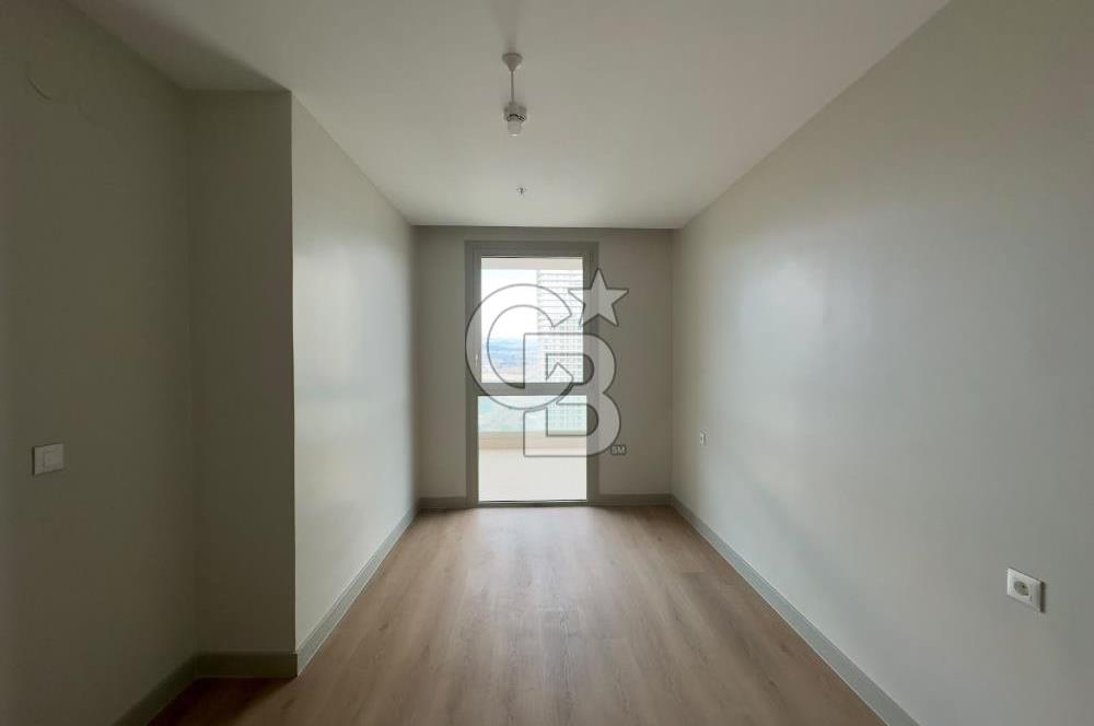 MEGAPOL İZMİR'DE 17. KATTA KDV AVANTAJLI SATILIK 1+1 BOŞ DAİRE!