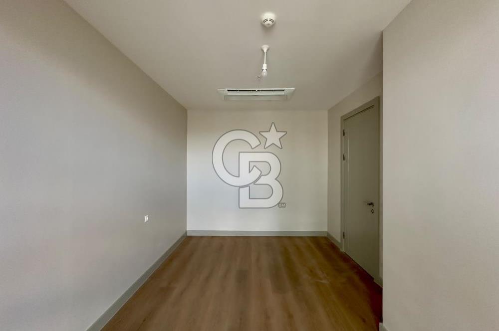 MEGAPOL İZMİR'DE 17. KATTA KDV AVANTAJLI SATILIK 1+1 BOŞ DAİRE!