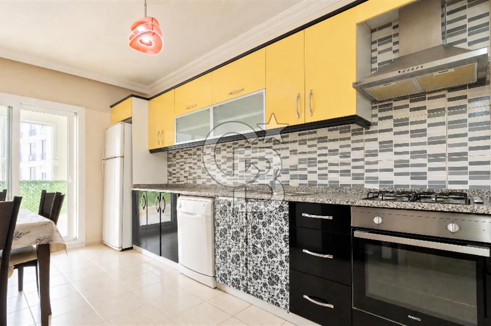 MENDERES MERKEZDE ÖNÜ AÇIK 130 m² NET 3+1 SATILIK DAİRE