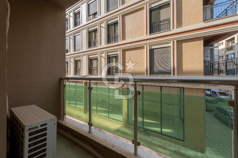 MENDERES MERKEZDE ÖNÜ AÇIK 130 m² NET 3+1 SATILIK DAİRE