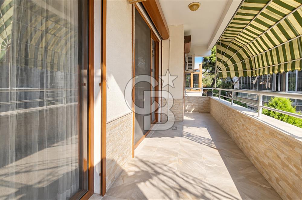 Ayvalık 150 Evler AVM ve Denize Yakın Satılık 3+1 Satılık Daire
