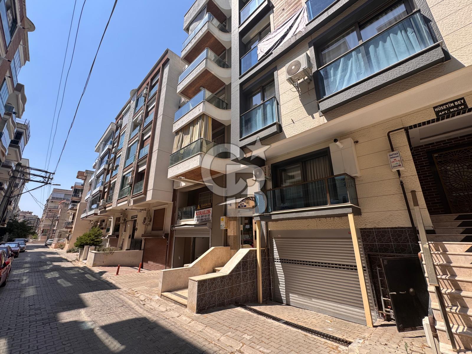 KARŞIYAKA NERGİZ'DE İYİ KONUMA SAHİP ASANSÖRLÜ 2+1 SATILIK DAİRE