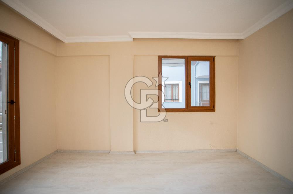 Foça Bağarası Kazım Dirik Mahallesinde Kiralık 2+1 Daire