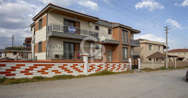 Foça Bağarası Kazım Dirik Mahallesinde Kiralık 2+1 Daire - 375455
