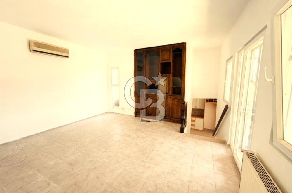 Bodrum Torba Satılık Tripleks Deniz Manzaralı Çift Daireli Villa