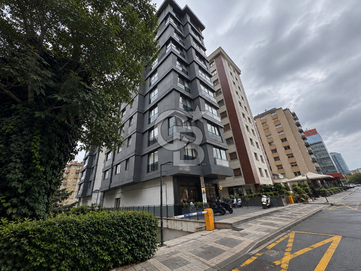 KADIKÖY KOZYATAĞINDA KIRALIK  DAİRE