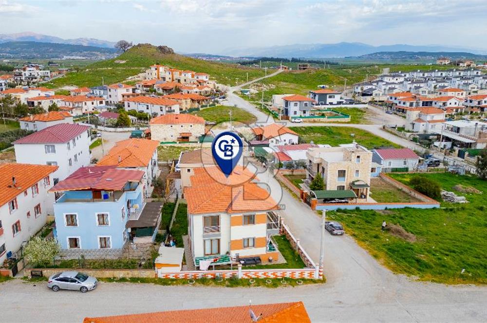 Foça Bağarası Kazım Dirik Mahallesinde Kiralık 2+1 Daire