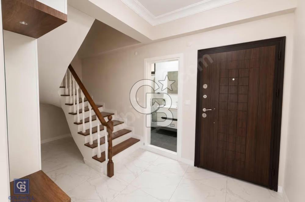 Mudanya Çağrışan'da Merkezi Konumda Geniş Bahçeli 5+1 Villa