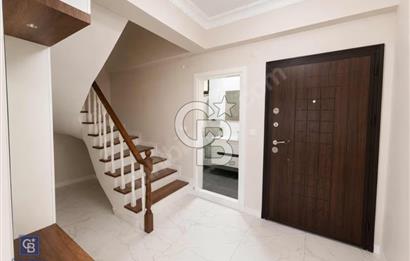 Mudanya Çağrışan'da Merkezi Konumda Geniş Bahçeli 5+1 Villa
