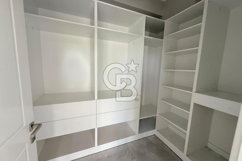 İZMİT SEPETÇİ BUTİK SİTE İÇİ SATILIK 5+2 TRİPLEKS MÜSTAKİL VİLLA