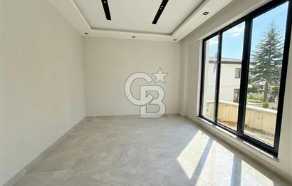İZMİT SEPETÇİ BUTİK SİTE İÇİ SATILIK 5+2 TRİPLEKS MÜSTAKİL VİLLA