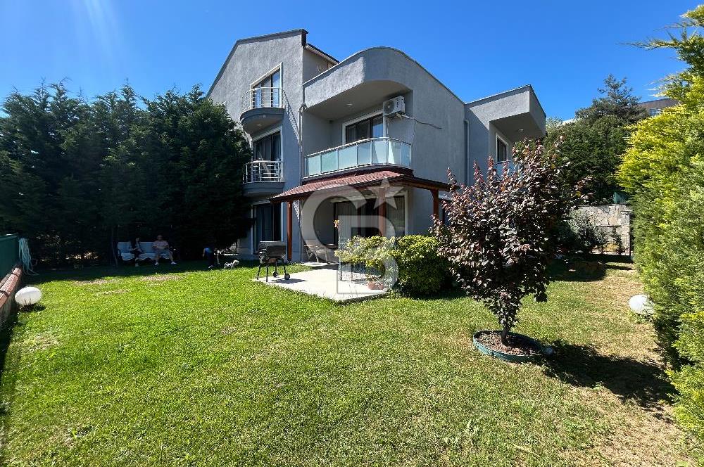 Mudanya Çağrışan'da Merkezi Konumda Geniş Bahçeli 5+1 Villa