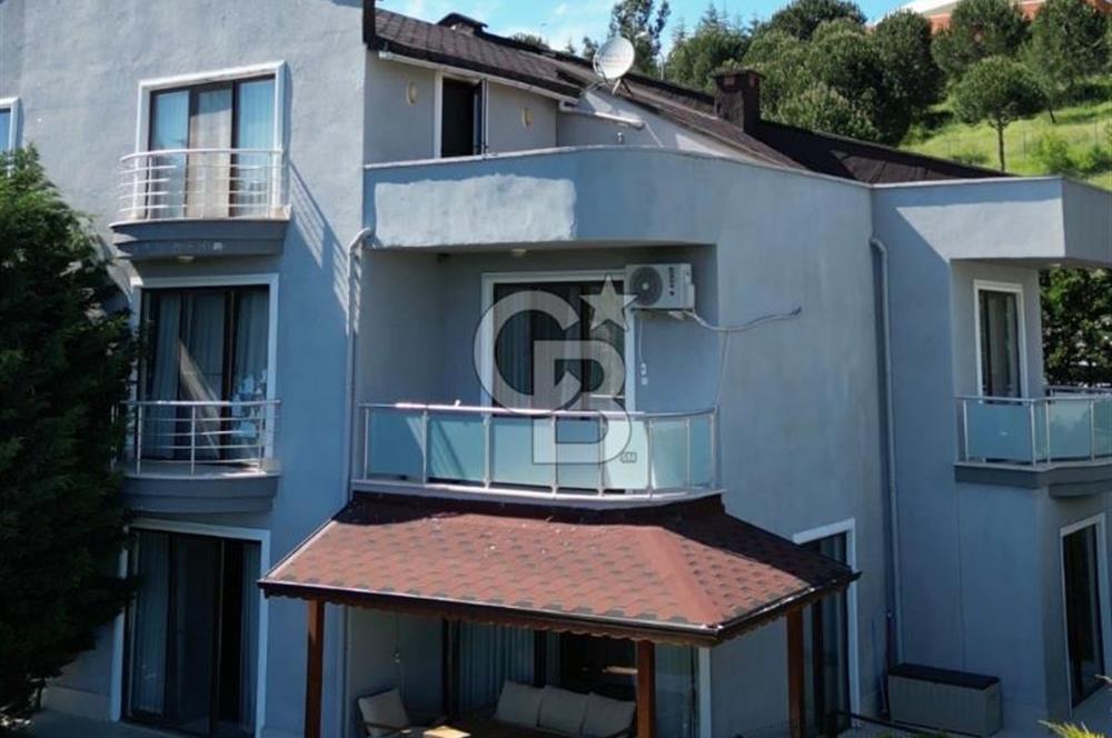 Mudanya Çağrışan'da Merkezi Konumda Geniş Bahçeli 5+1 Villa