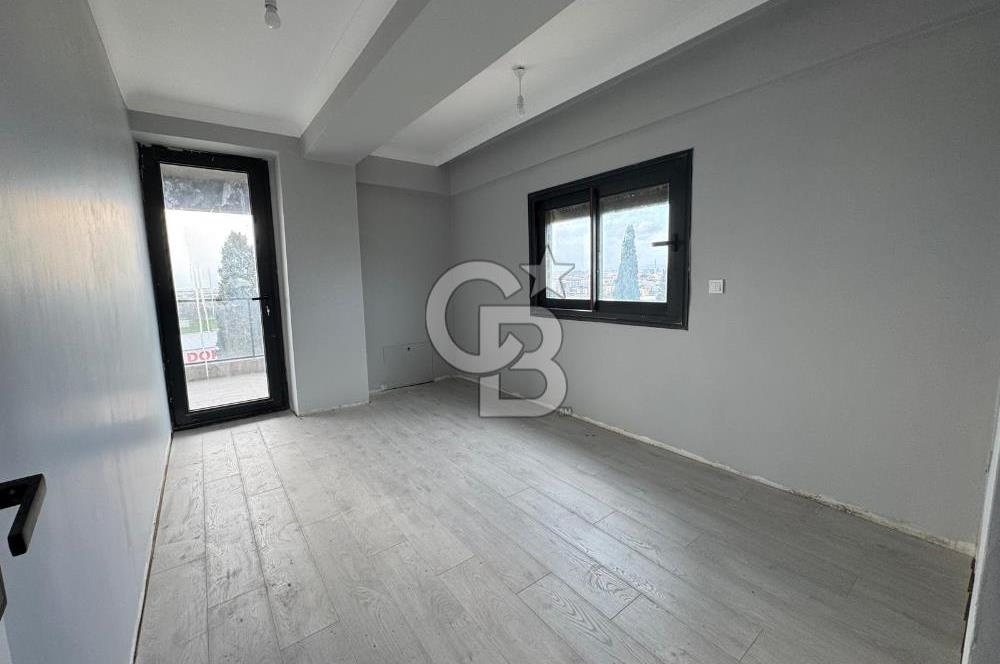 Torbalı Çiçek Park Sitesi'nde Cadde Üzeri Lüks 3+1 Satılık Daire