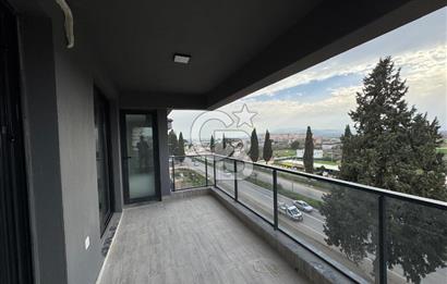 Torbalı Havuzlu Çiçek Park Sitesi'nde 3+1 Satılık Daire