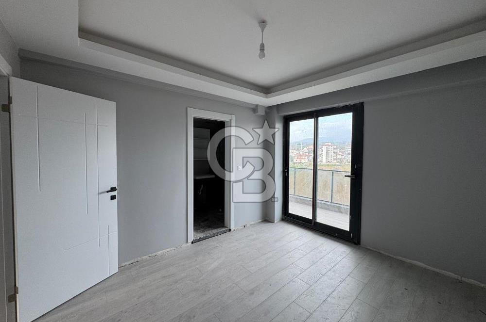 Torbalı Çiçek Park Sitesi'nde Lüks 3+1 Satılık Daire