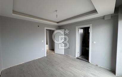 Torbalı Havuzlu Çiçek Park Sitesi'nde 3+1 Satılık Daire