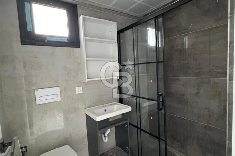 Torbalı Havuzlu Çiçek Park Sitesi'nde 3+1 Satılık Daire