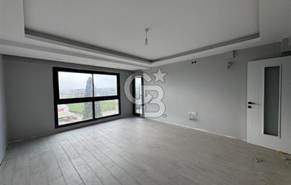 Torbalı Havuzlu Çiçek Park Sitesi'nde 3+1 Satılık Daire
