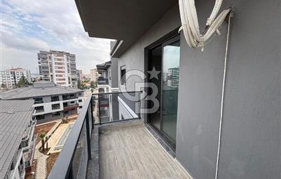 Torbalı Çiçek Park Sitesi'nde Cadde Üzeri Lüks 3+1 Satılık Daire